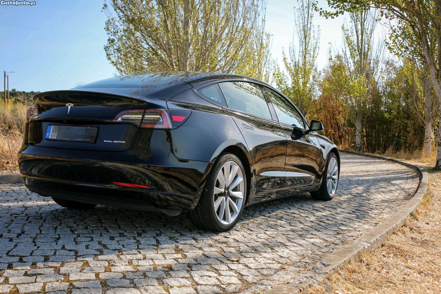 Tesla Model 3 Long Range AWD — fotografia 6