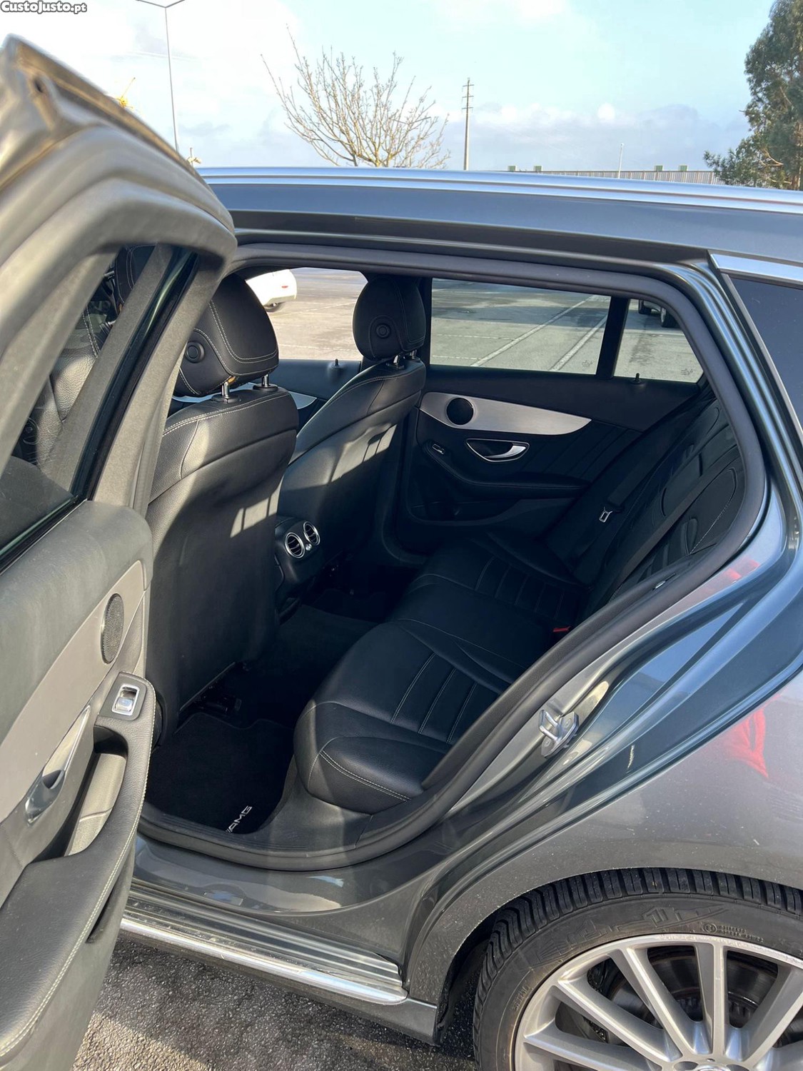 Mercedes-Benz C 350 C350e hybrid — fotografia 3