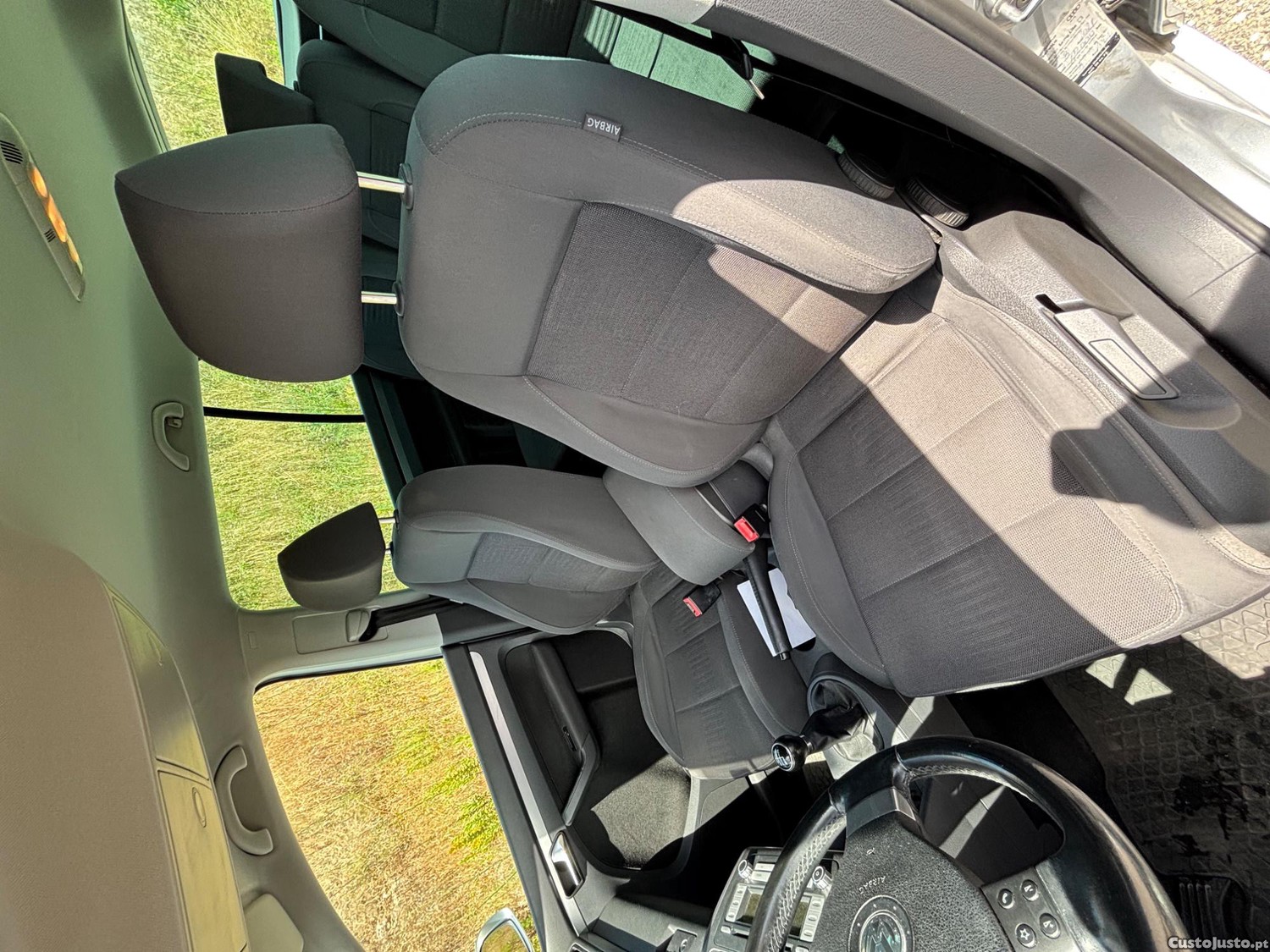 Volkswagen Touran Highline — fotografia 3