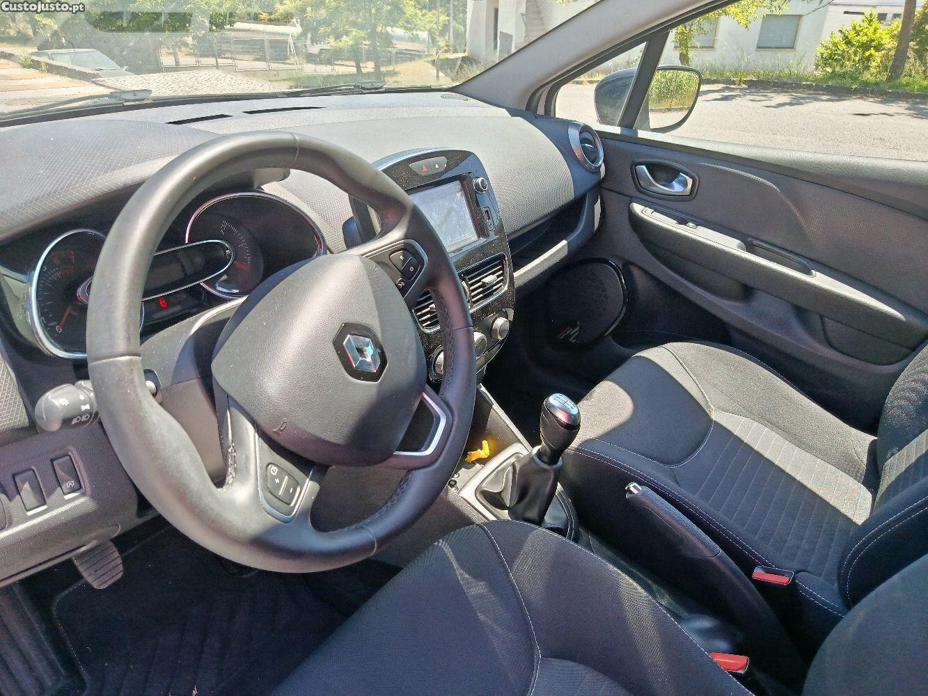 Renault Clio 0.9 TCE Limited — fotografia 5