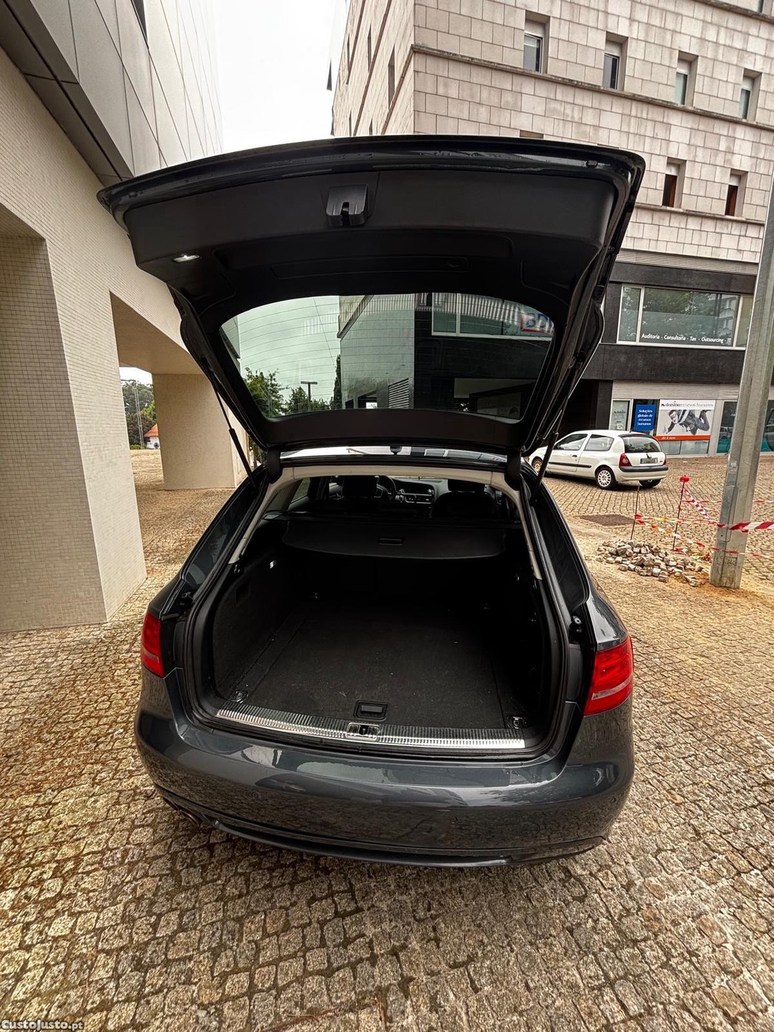 Audi A4 AVANT — fotografia 7