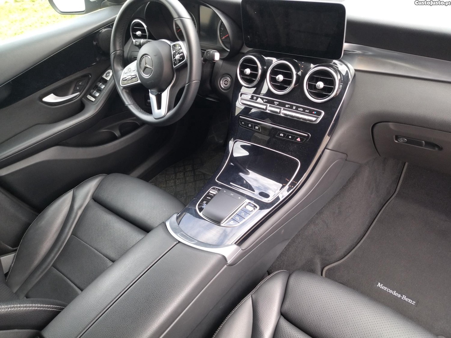 Mercedes-Benz GLC 300 de 4 MATIC — fotografia 3