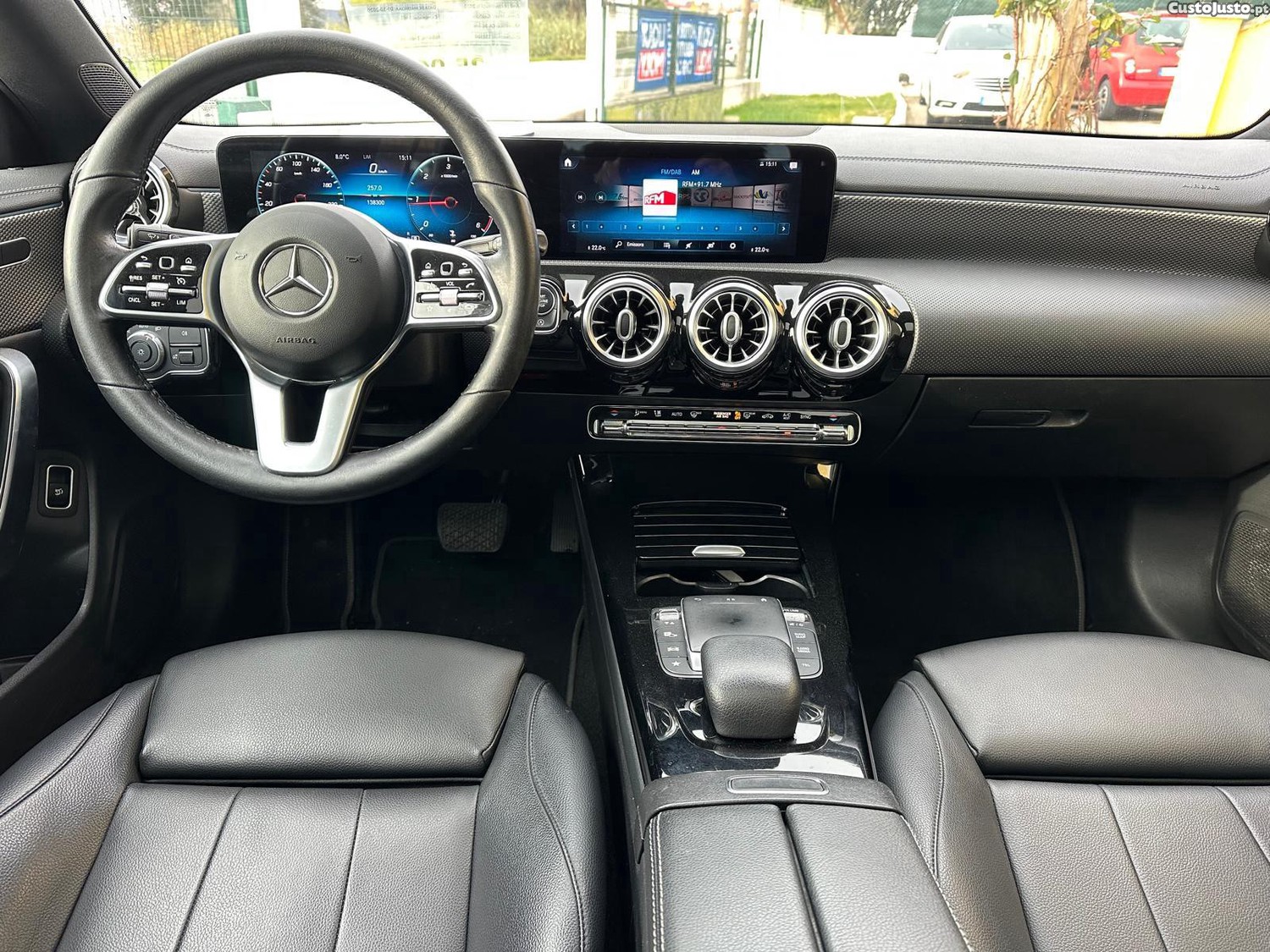 Mercedes-Benz CLA 180 d Shooting Brake Style Aut. — fotografia 5
