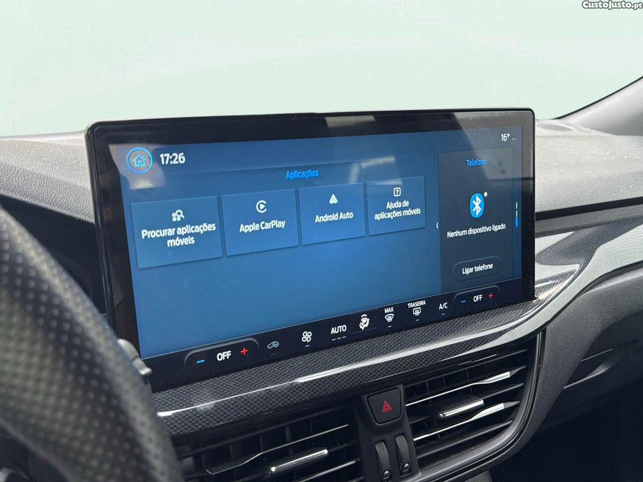 Ford Focus 1.0 EcoBoost MHEV ST-Line — fotografia 9