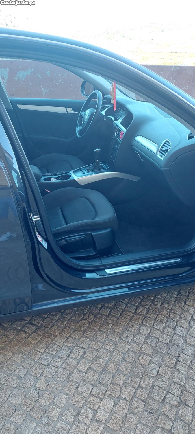 Audi A4 B8 — fotografia 2