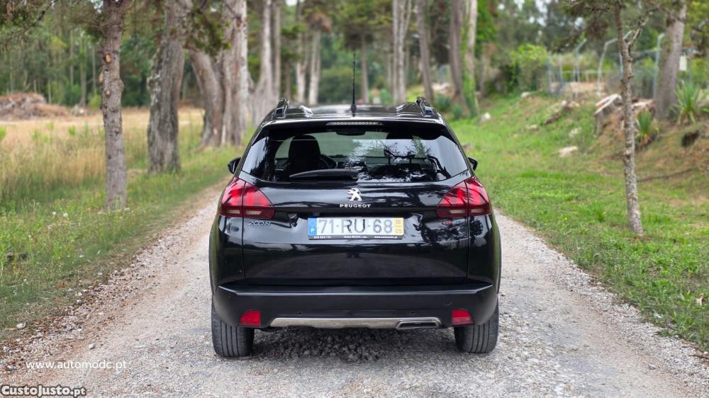 Peugeot 2008 1.6 BlueHDi GT Line — fotografia 14
