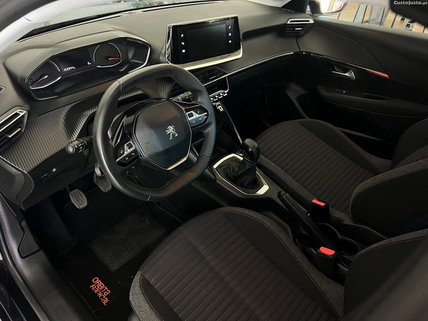 Peugeot 208 1.2 PureTech Active — fotografia 15