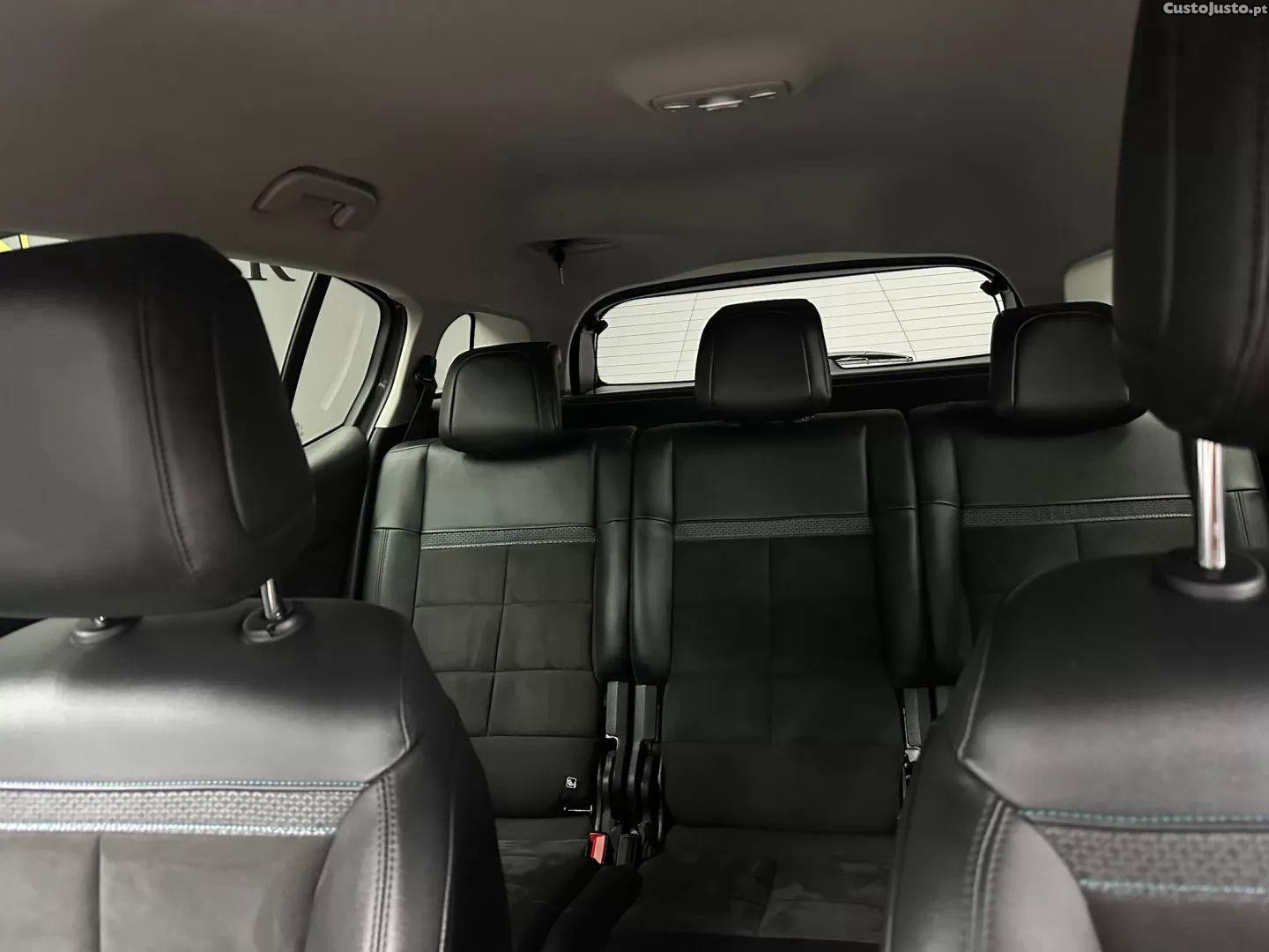 Citroën C4 1.6i plug-in — fotografia 9