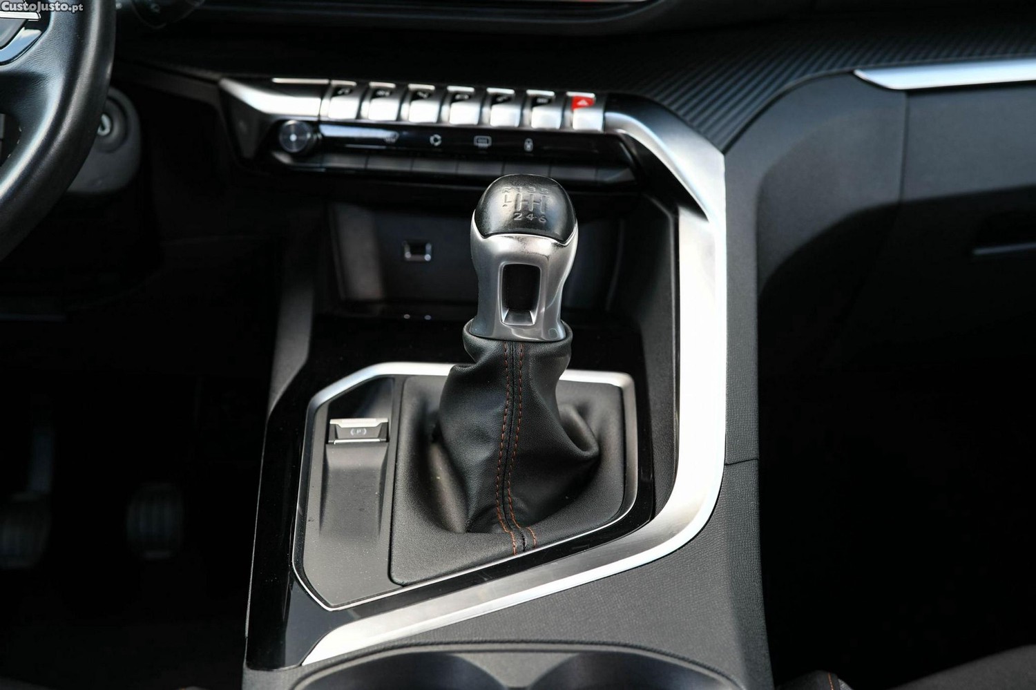 Peugeot 3008 1.5 BlueHDi Active — fotografia 6