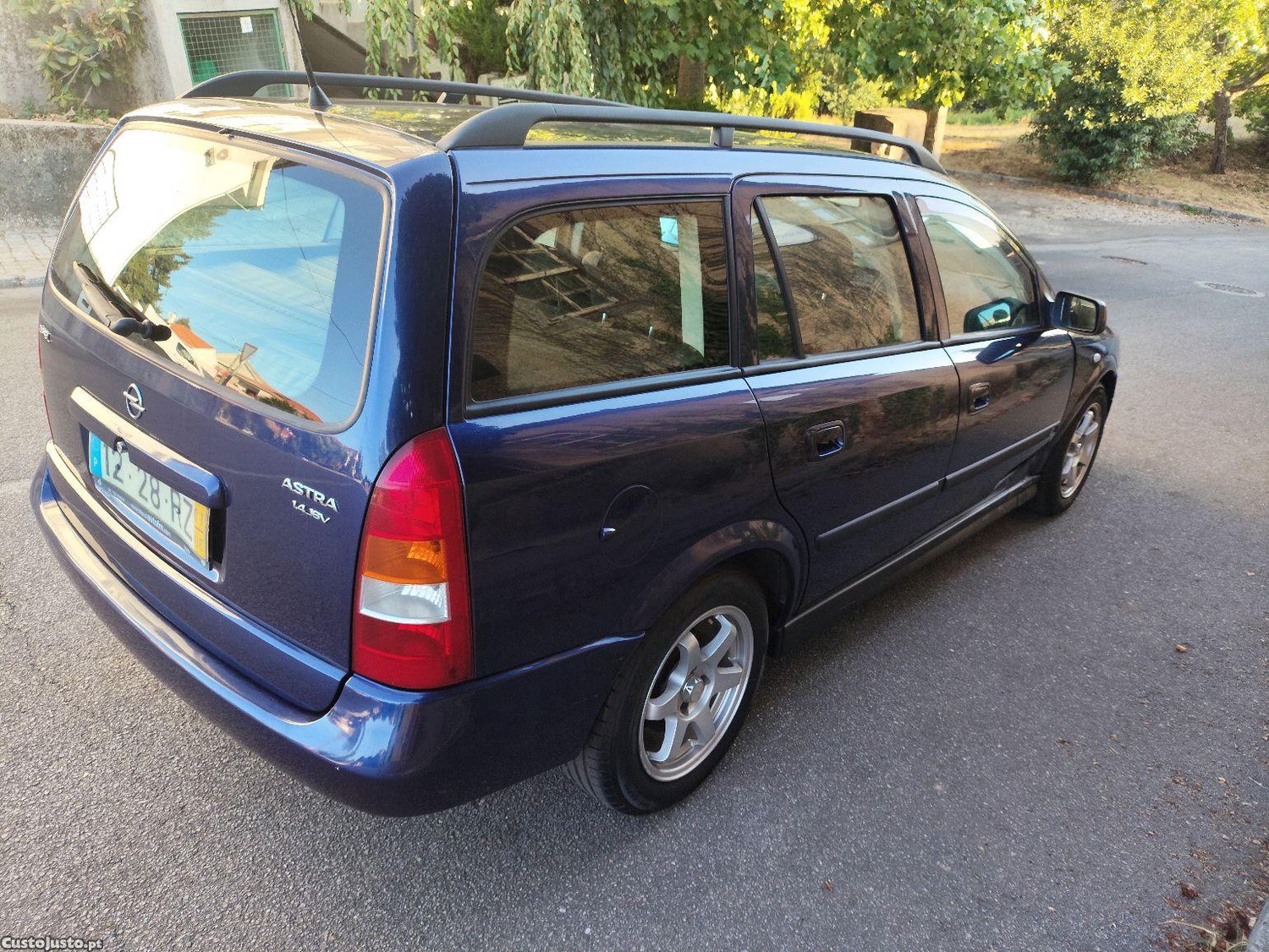 Opel Astra 1.4 16V — fotografia 7