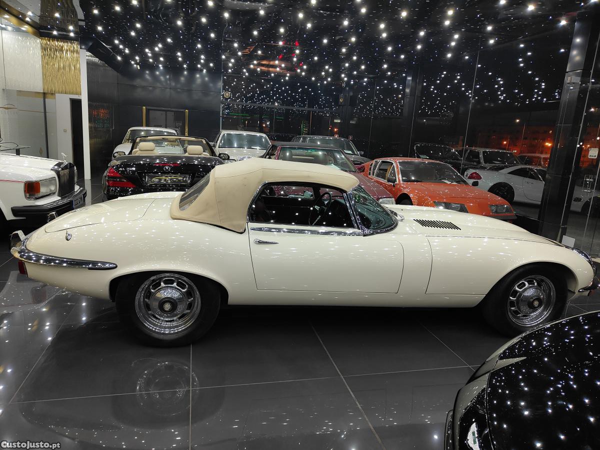 Jaguar E-Type Serie III V12 Caixa Manual Cabrio — photo 3