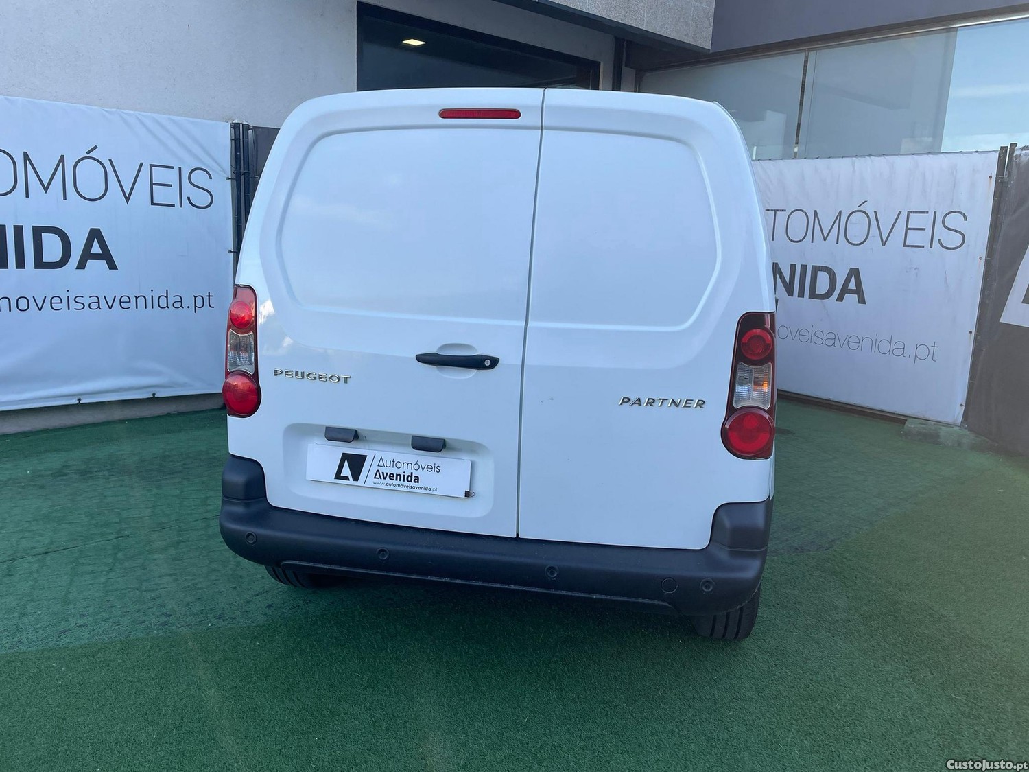Peugeot Partner 1.5 BlueHDi Pro Standard — fotografia 12