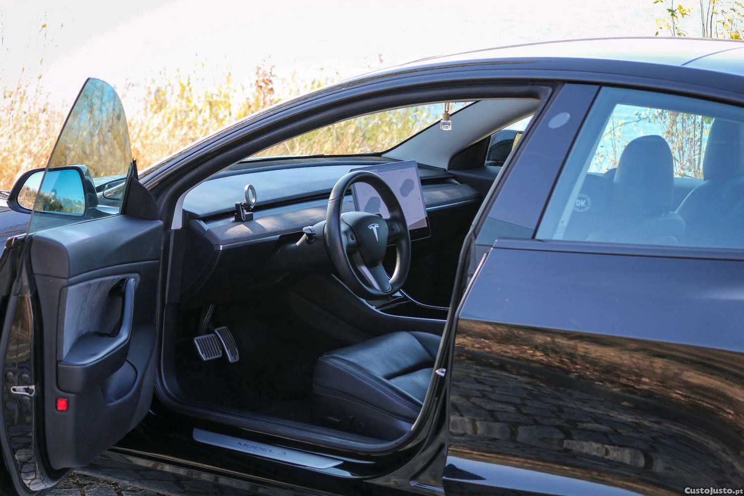 Tesla Model 3 Long Range AWD — fotografia 5