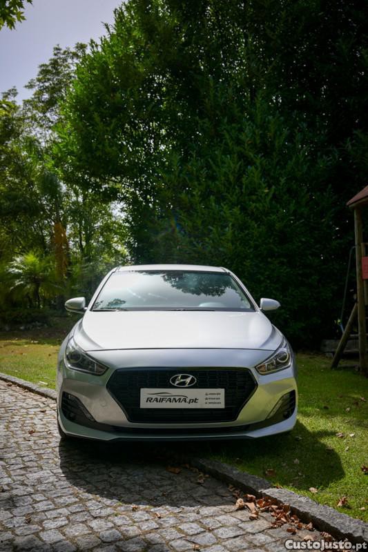 Hyundai i30 1.6 CRDi Style+Navi — fotografia 21