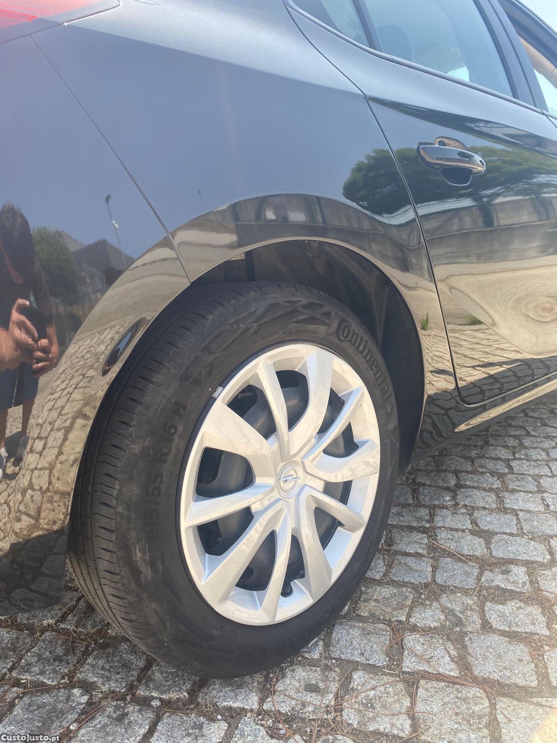 Opel Corsa F — fotografia 4