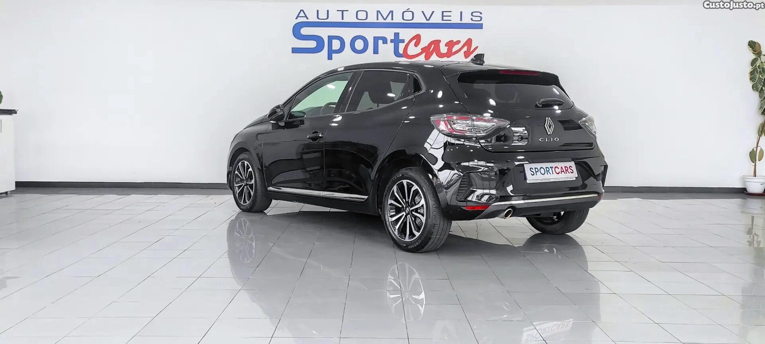 Renault Clio 1.0 TCe Techno — fotografia 28