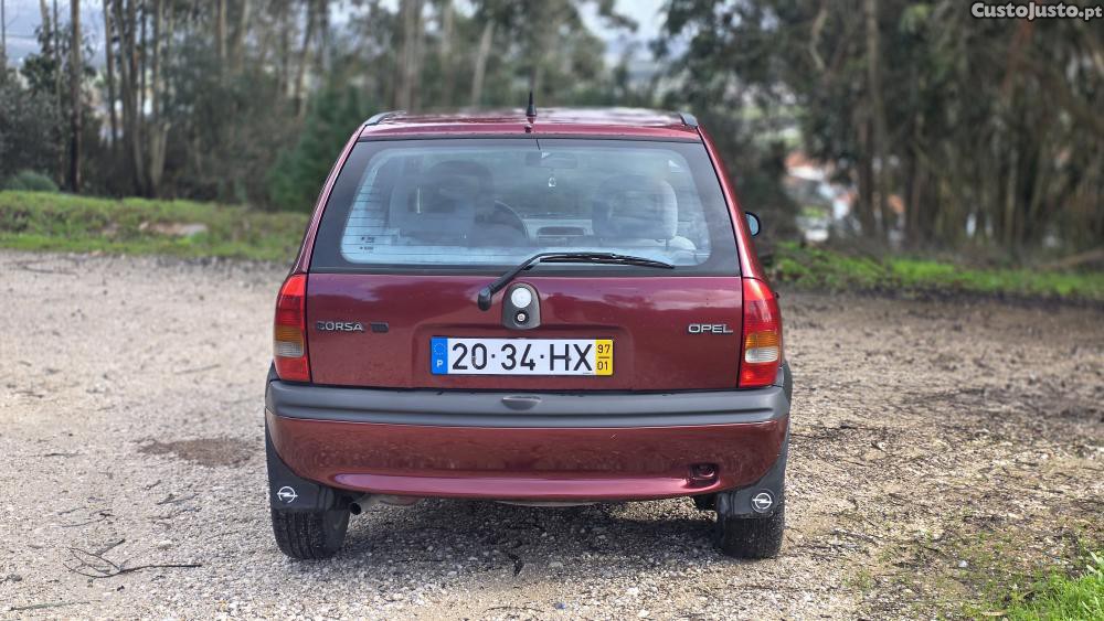 Opel Corsa 1.5 TD — fotografia 4