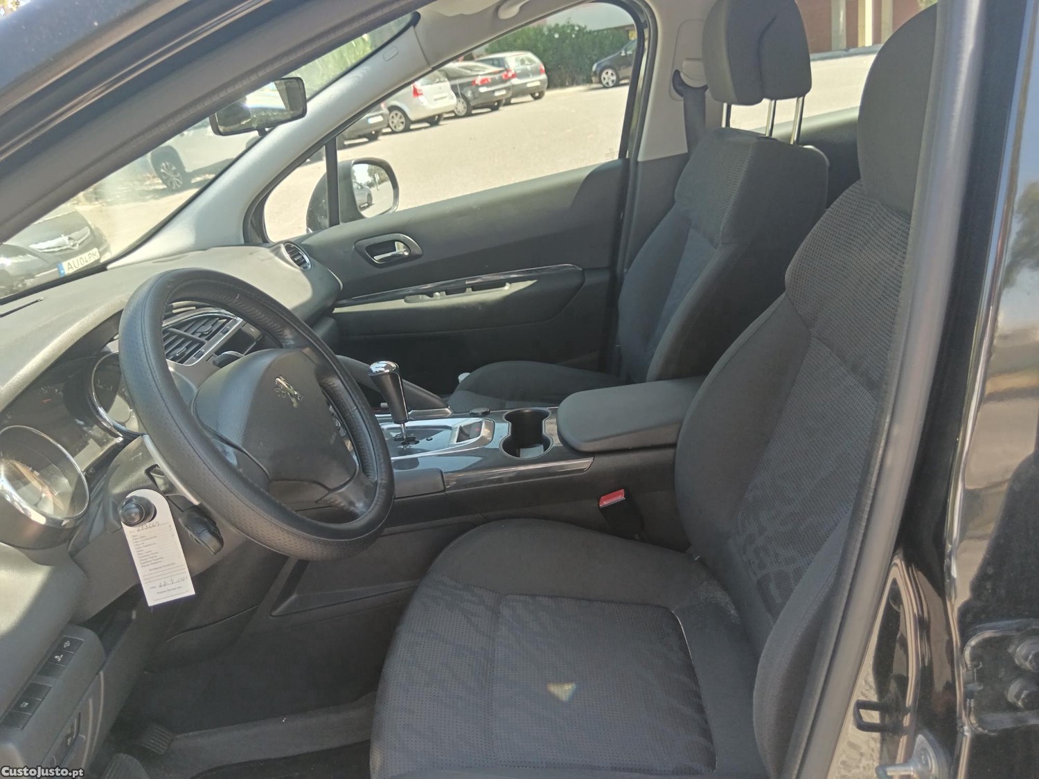 Peugeot 3008 1.6 HDI 110 CV — fotografia 3