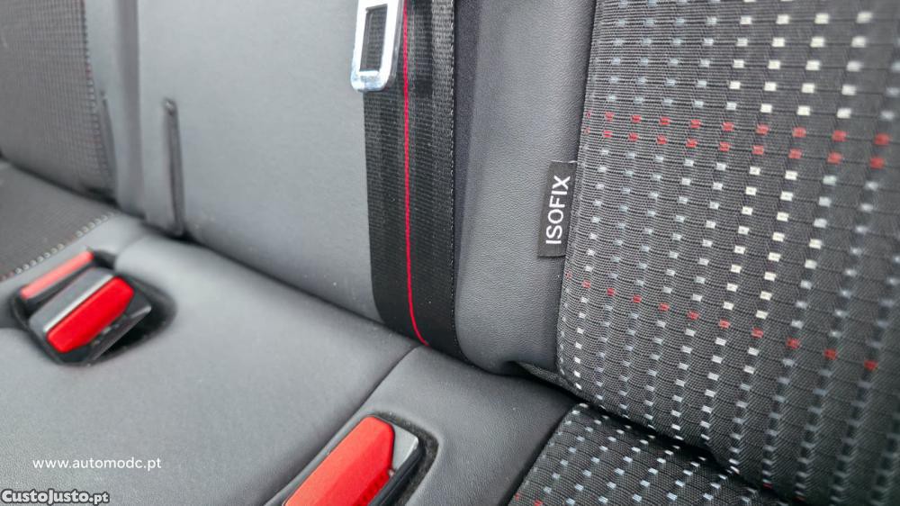 Peugeot 2008 1.6 BlueHDi GT Line — fotografia 5