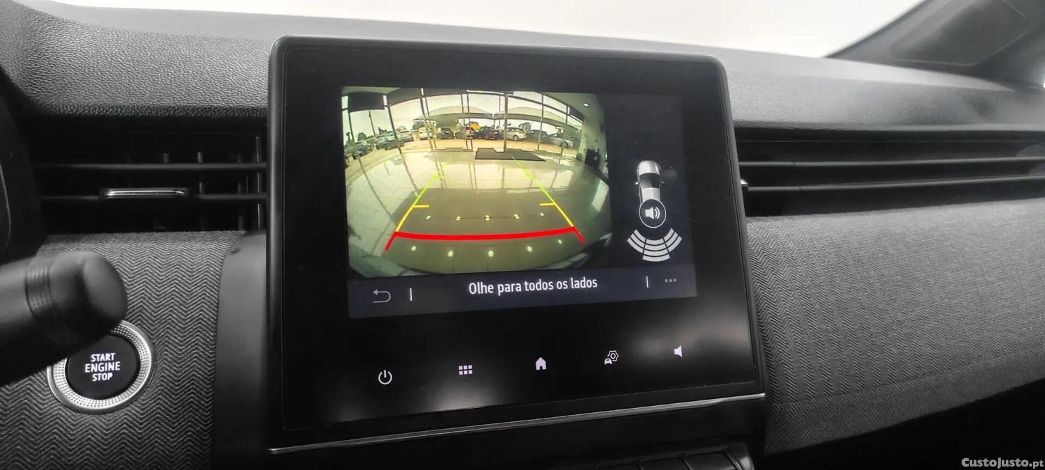 Renault Clio 1.0 TCe Techno — fotografia 4
