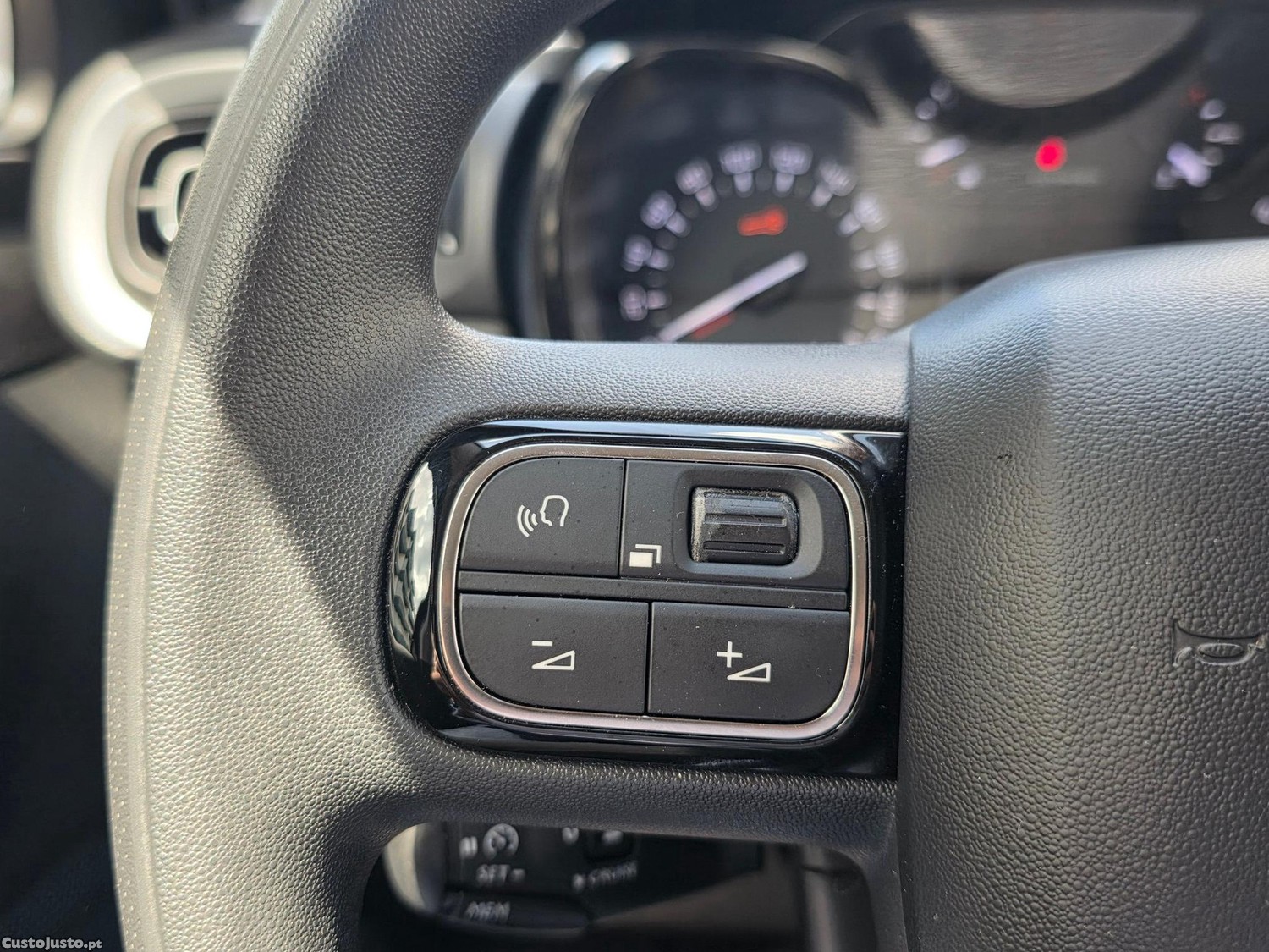 Citroën C3 1.5 BlueHDi C-Series — fotografia 15
