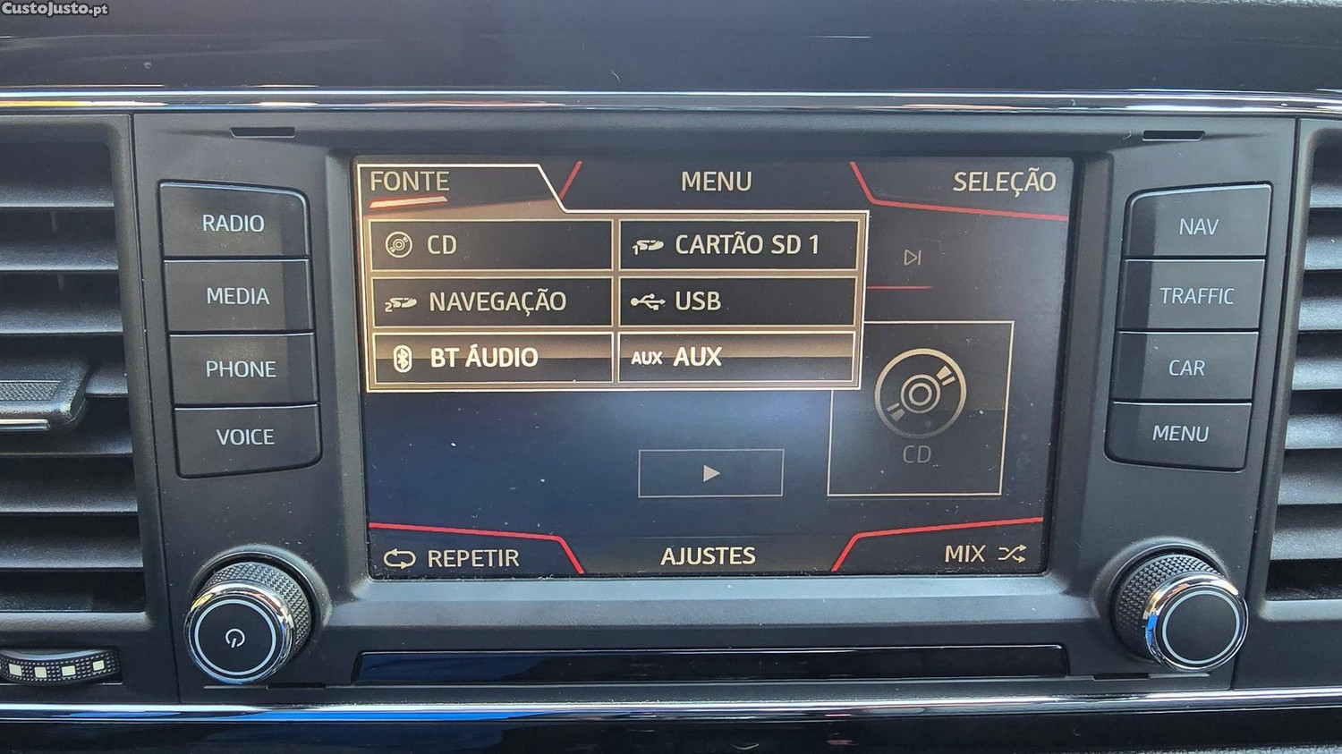 SEAT Leon 1.6 TDI Style — fotografia 10