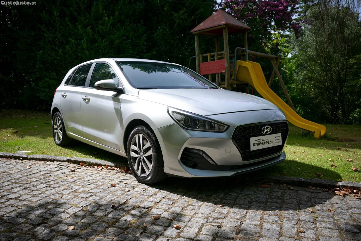 Hyundai i30 1.6 CRDi Style+Navi — fotografia 22
