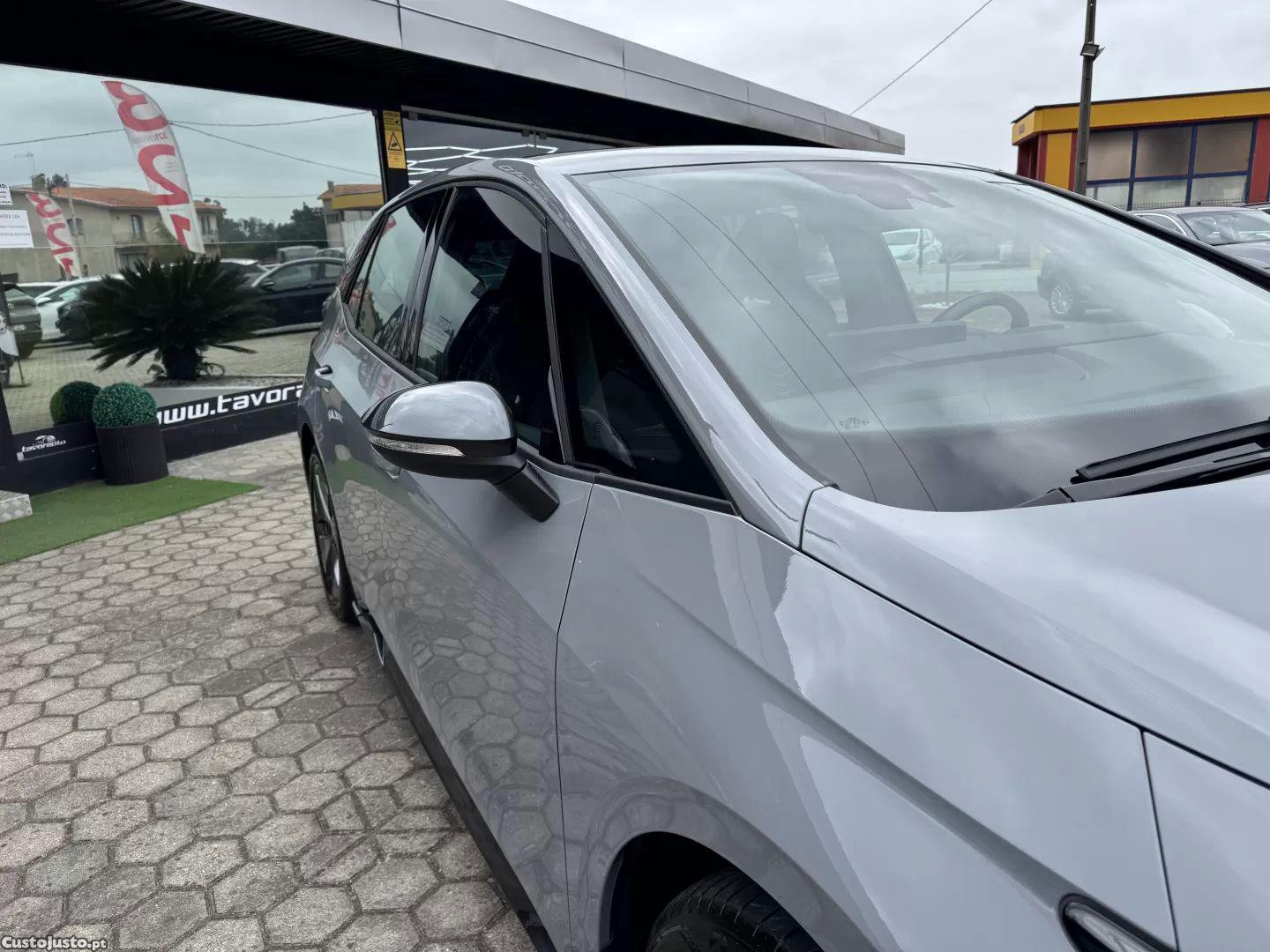 CUPRA Born 58 kwh — fotografia 5