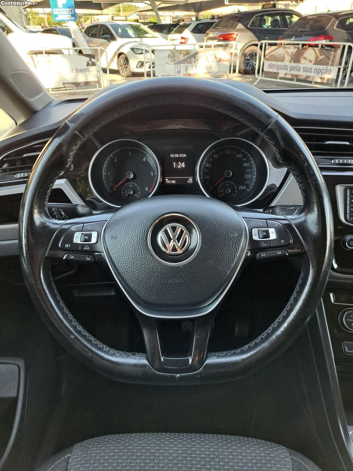 Volkswagen Touran 1.6 TDI R-Line DSG 7Lug — fotografia 22
