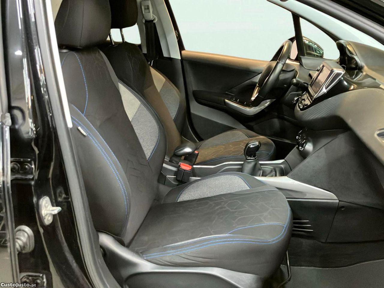 Peugeot 2008 1.2 PureTech Style — fotografia 9