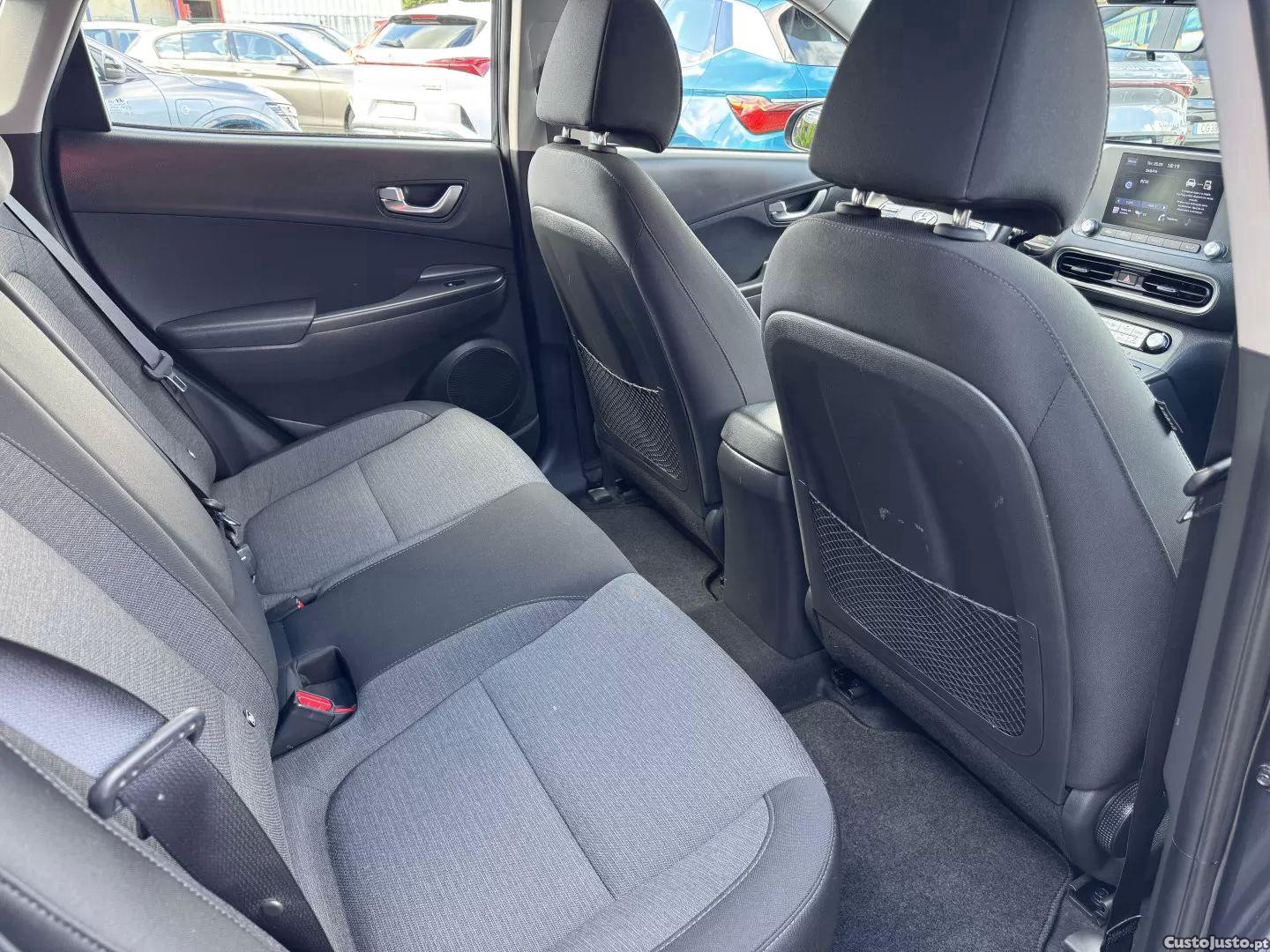 Hyundai Kauai 64 kwh premium — fotografia 16