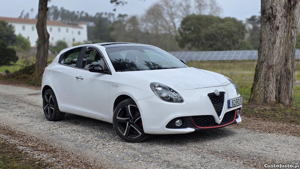 Alfa Romeo Giulietta 1.6 JTDm — fotografia 15