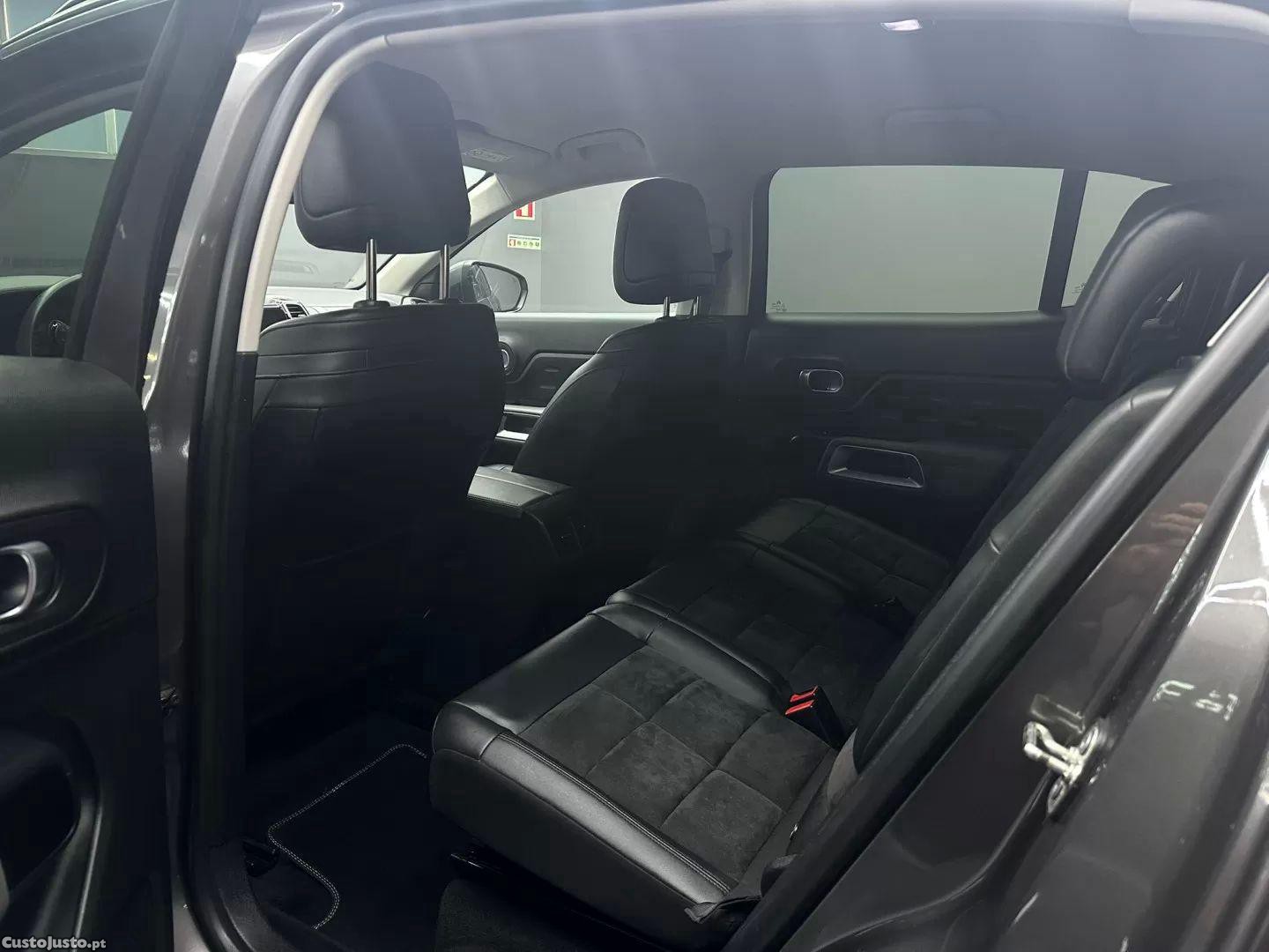 Citroën C4 1.6i plug-in — fotografia 8