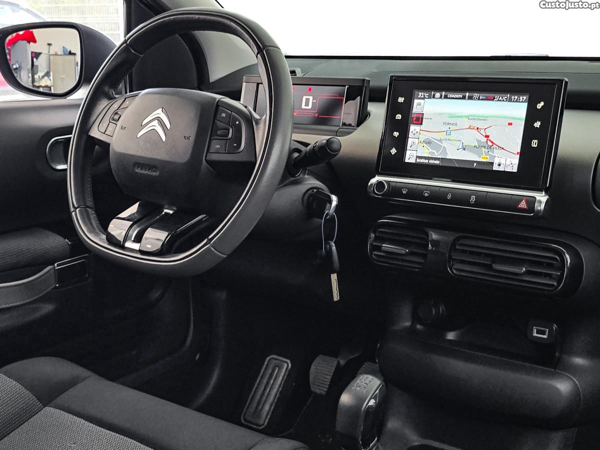 Citroën C4 Cactus 1.2 PureTech — fotografia 15