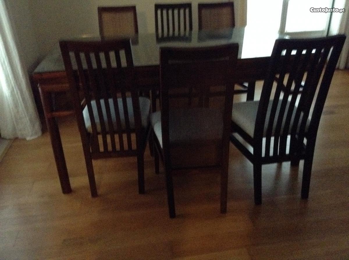 mesa de jantar oriental, com vidro e 6 cadeiras