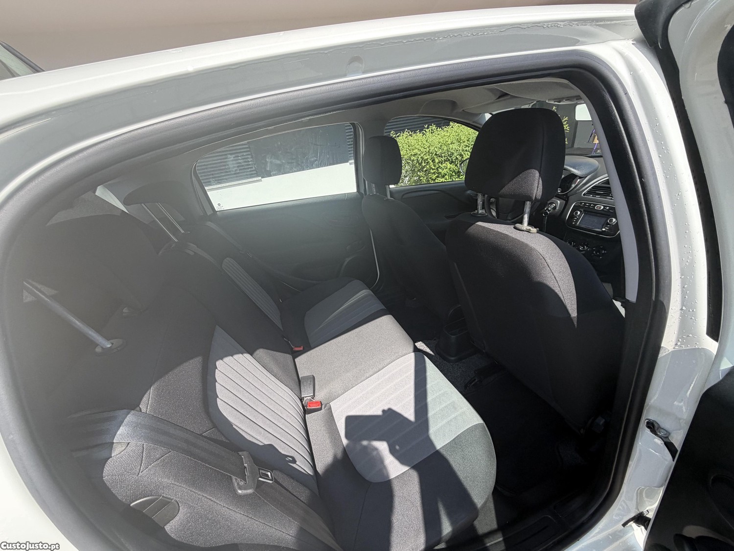Fiat Punto 1.3 multijet — fotografia 9