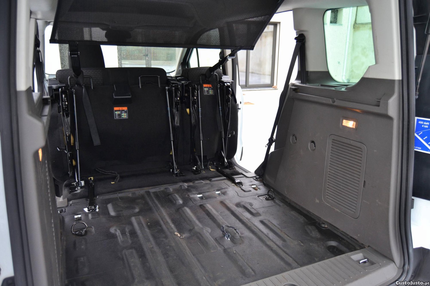 Ford Transit Connect Kombi TDCi 5 Lugares - IVA DEDUTÍVEL — fotografia 3