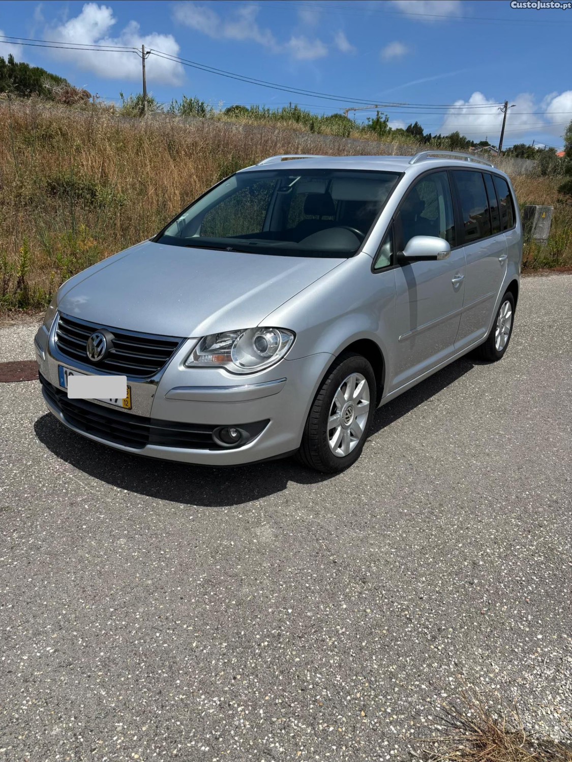 Volkswagen Touran Highline — fotografia 8