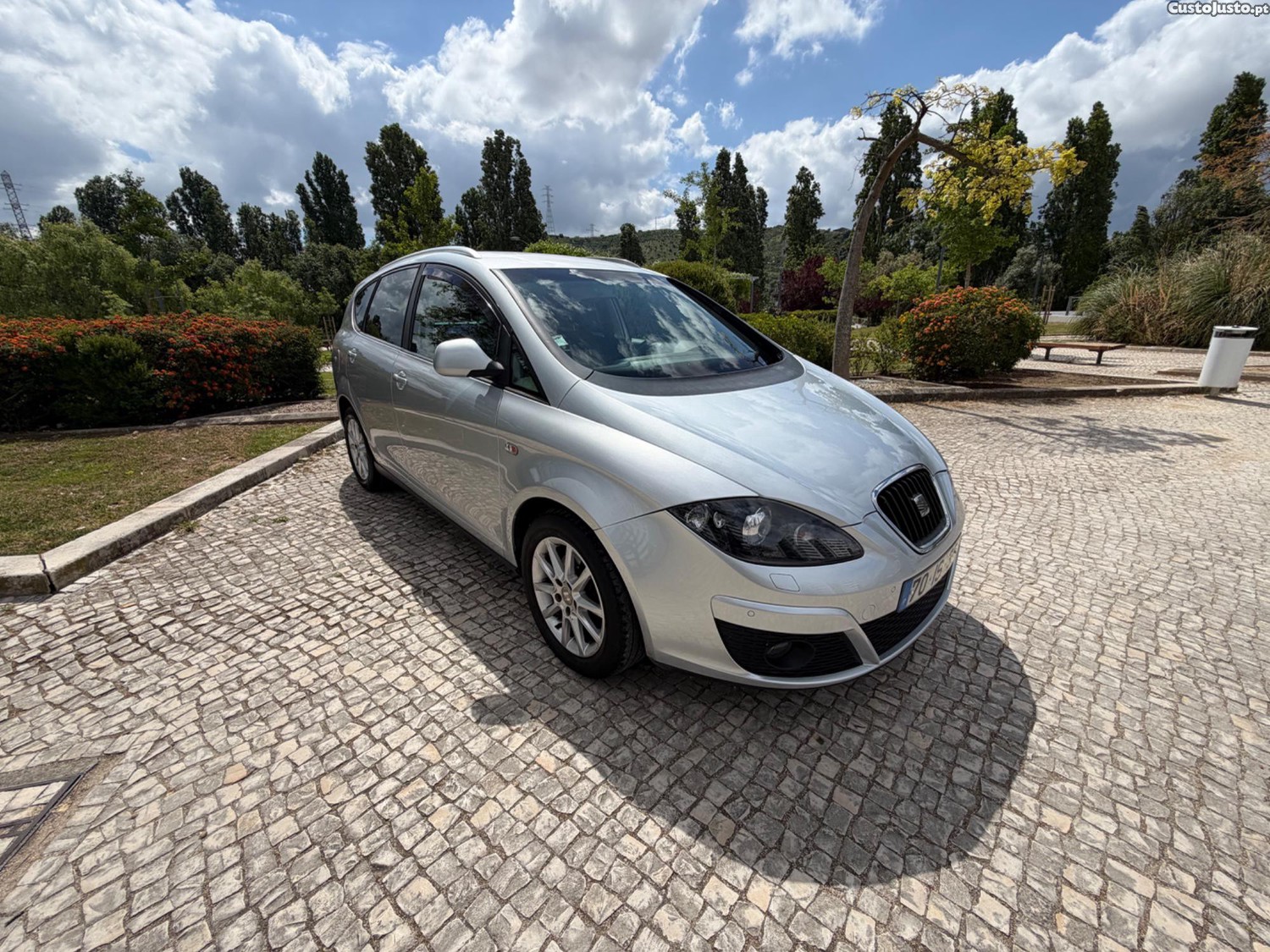 SEAT Altea LX1.6 TDI ECOMOTIVE STYLE — fotografia 13