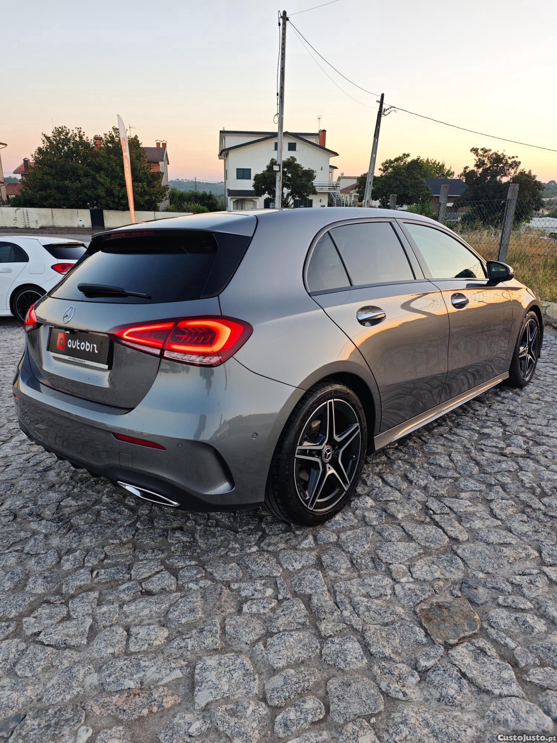 Mercedes-Benz A 180 AMG Line Auto — fotografia 15