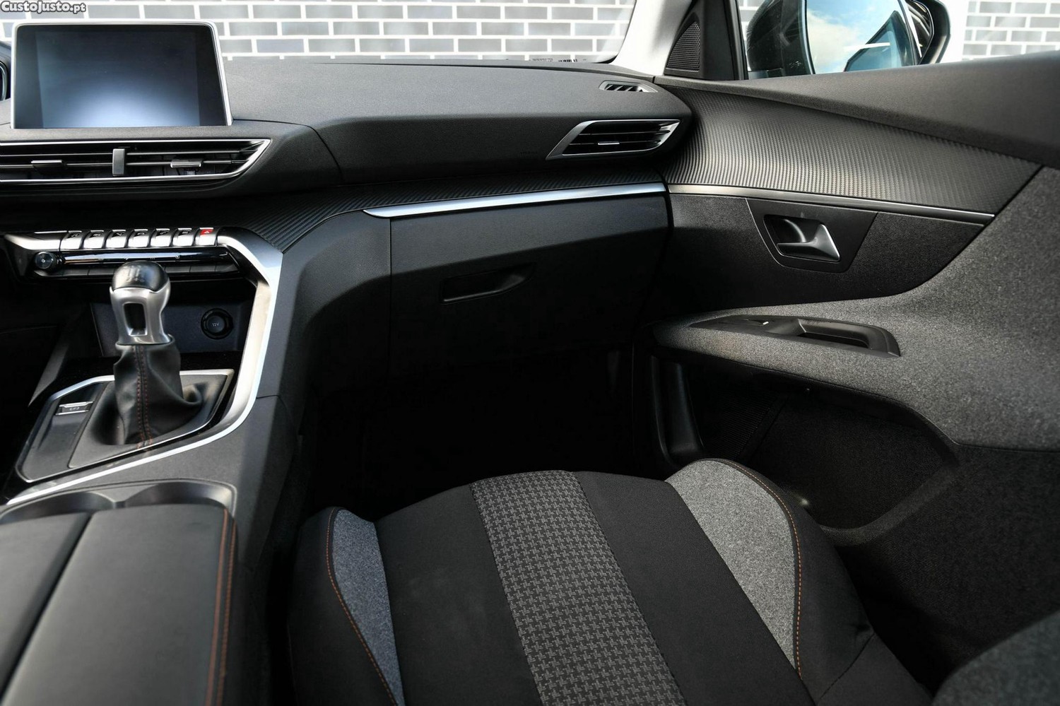 Peugeot 3008 1.5 BlueHDi Active — fotografia 4