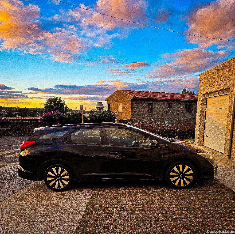 Honda Civic Tourer 1.6 I-DTEC — fotografia 9