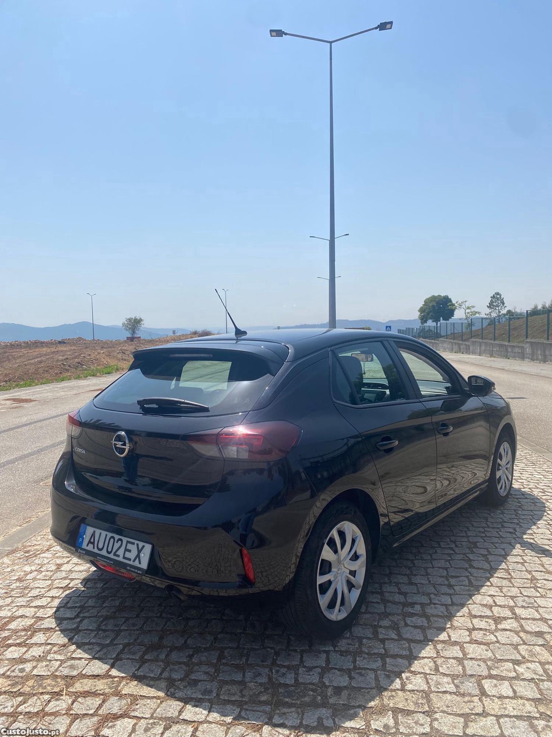 Opel Corsa F — fotografia 8