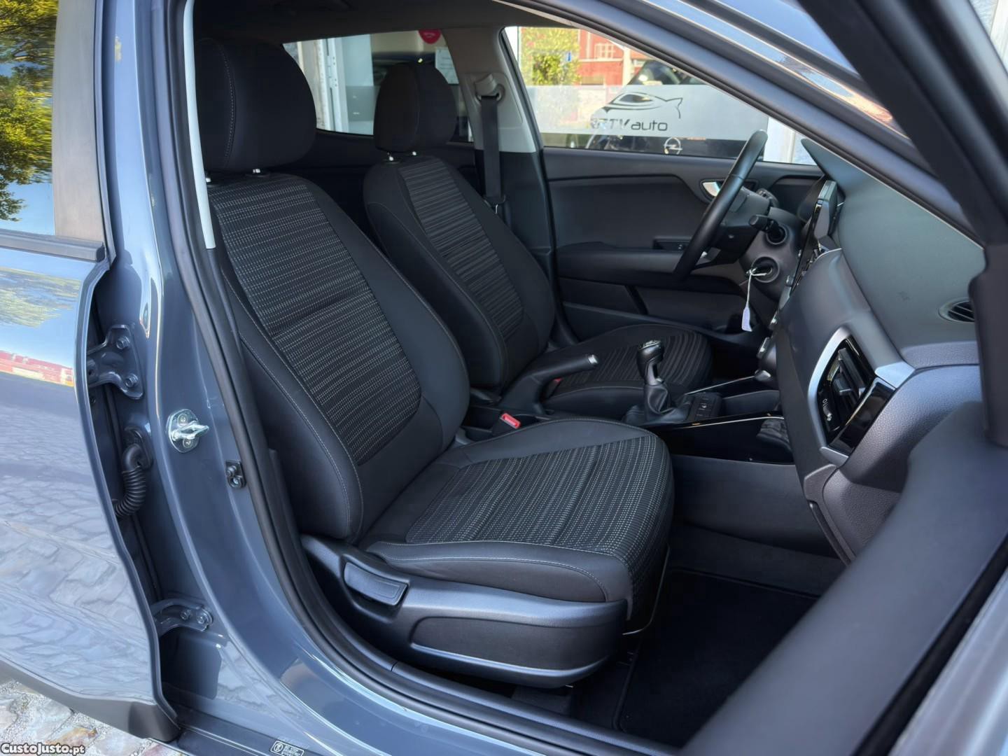 Kia Stonic 1.0 T-GDI Drive — fotografia 2
