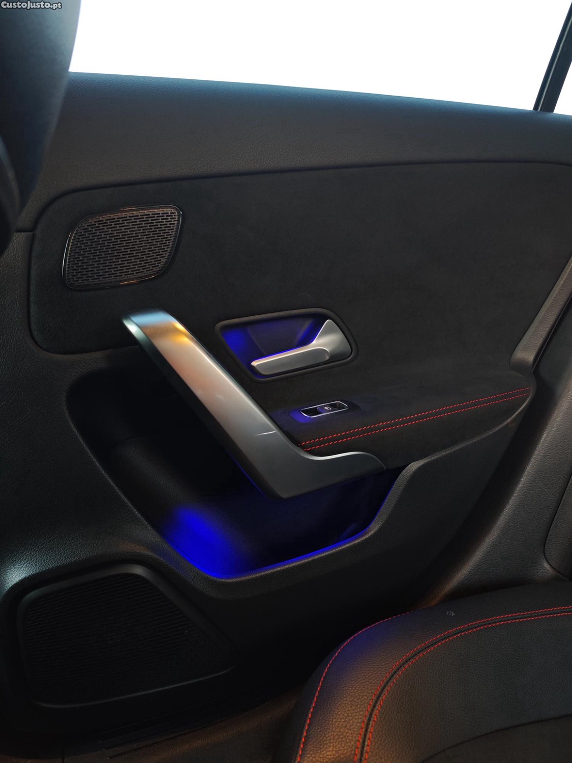 Mercedes-Benz A 180 AMG Line Auto — fotografia 7