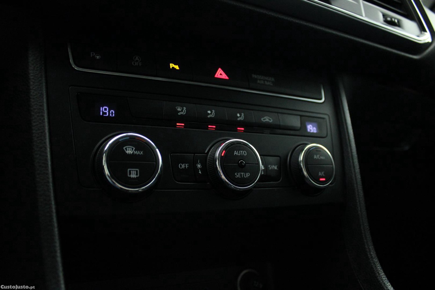 SEAT Ateca 1.6 TDI STYLE — fotografia 13