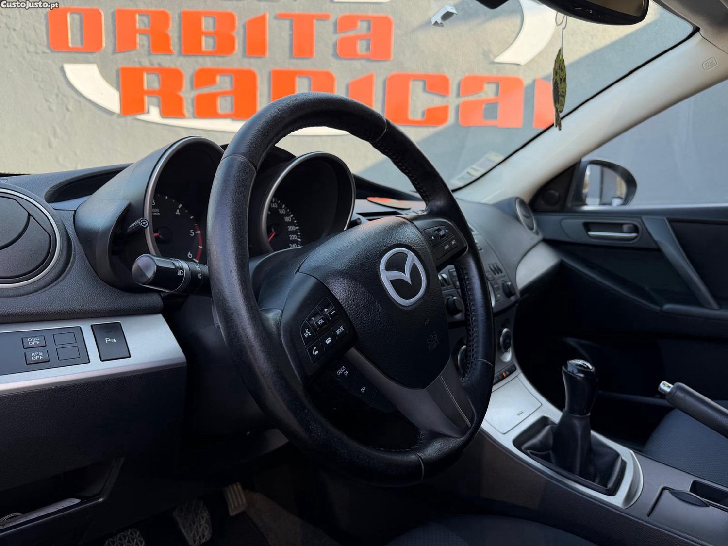 Mazda 3 MZ-CD 1.6 Exclusive — fotografia 14