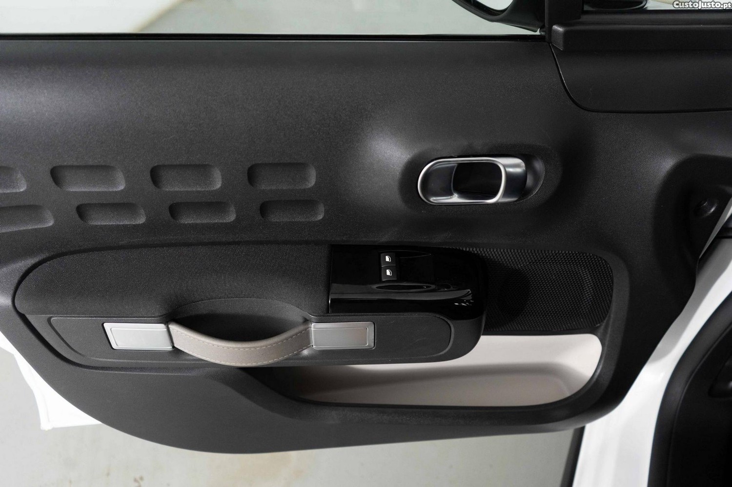 Citroën C3 1.2 PureTech Feel Pack — fotografia 7