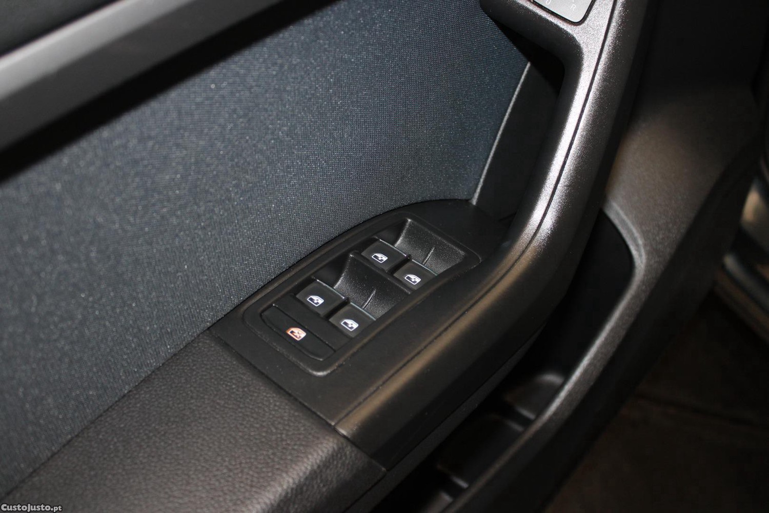 SEAT Ateca 1.6 TDI STYLE — fotografia 10
