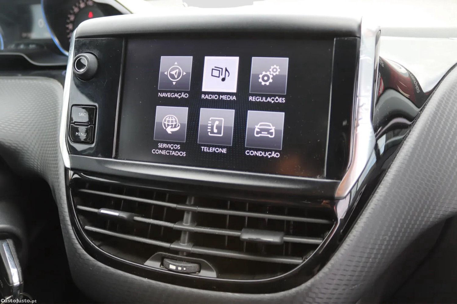 Peugeot 2008 1.2 PureTech Signature — fotografia 4